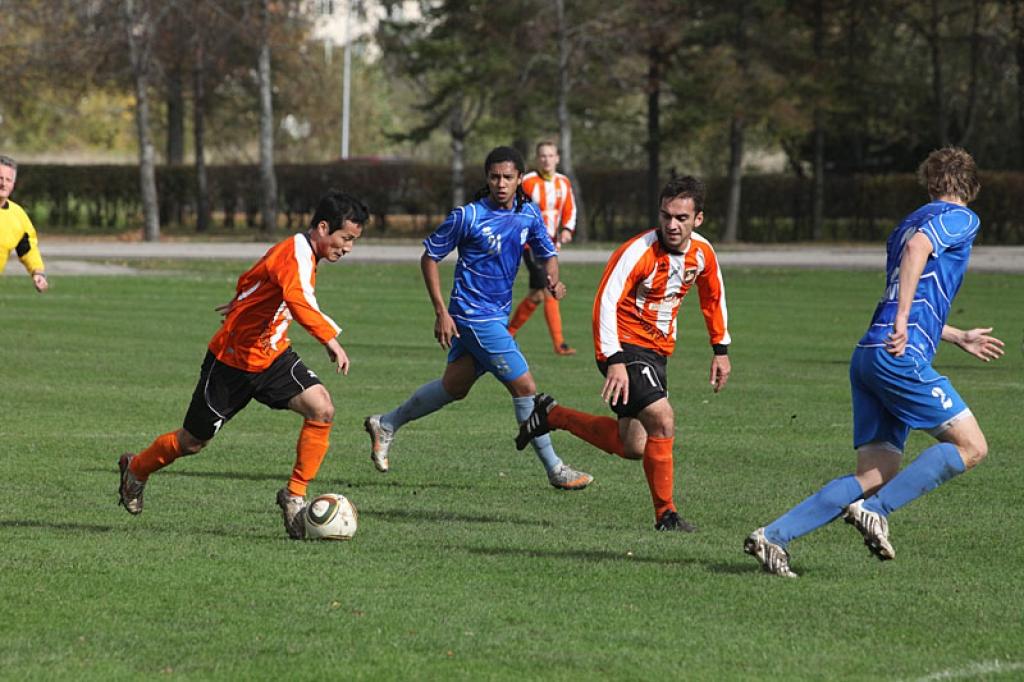 Futbols: draudzības spēlē piekāpjas “Daugavai”
