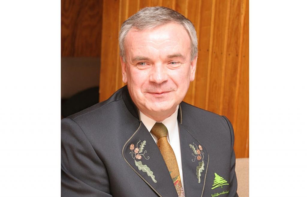 Valsts meža dienesta ģenerāldirektora amatā ieceļ Andi Krēsliņu