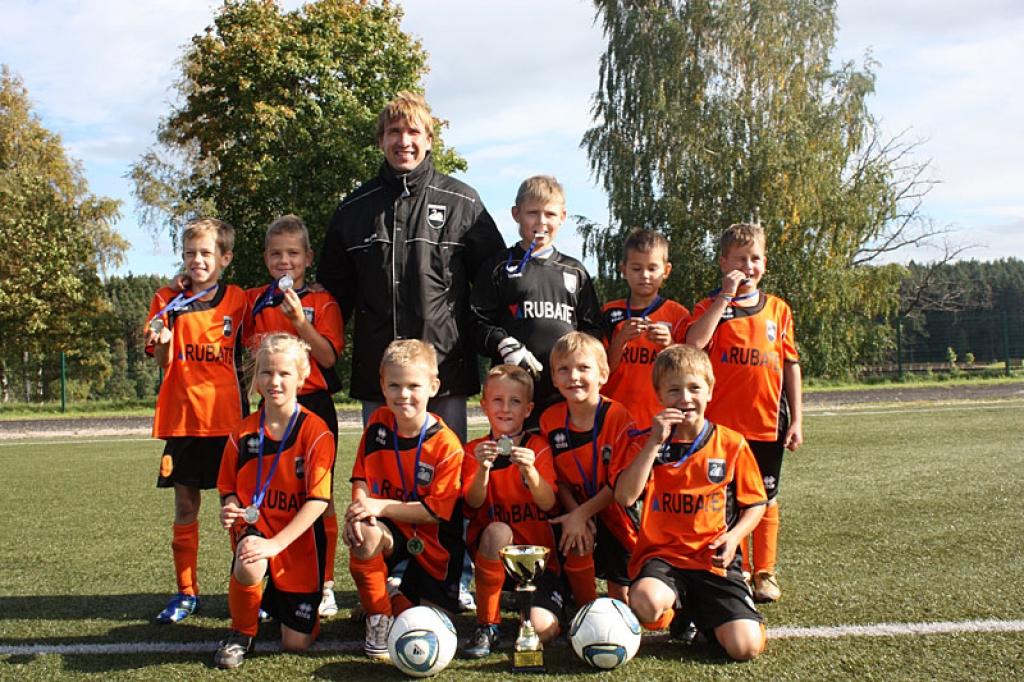 Futbols: U-8 grupas futbolistiem - sudraba medaļas