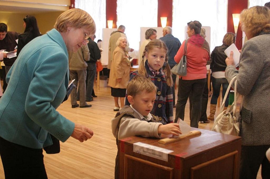 Šodien - 11. Saeimas ārkārtas vēlēšanas