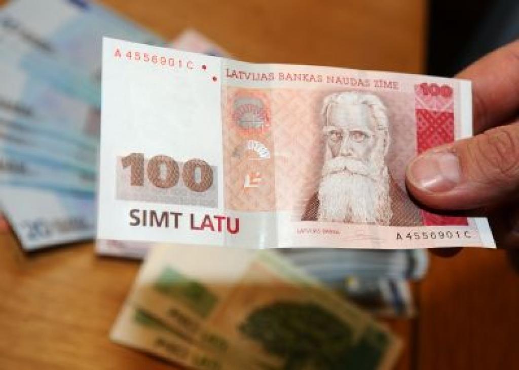 Dividendes maksā nedaudzi, bet ar samērā augstu atdevi