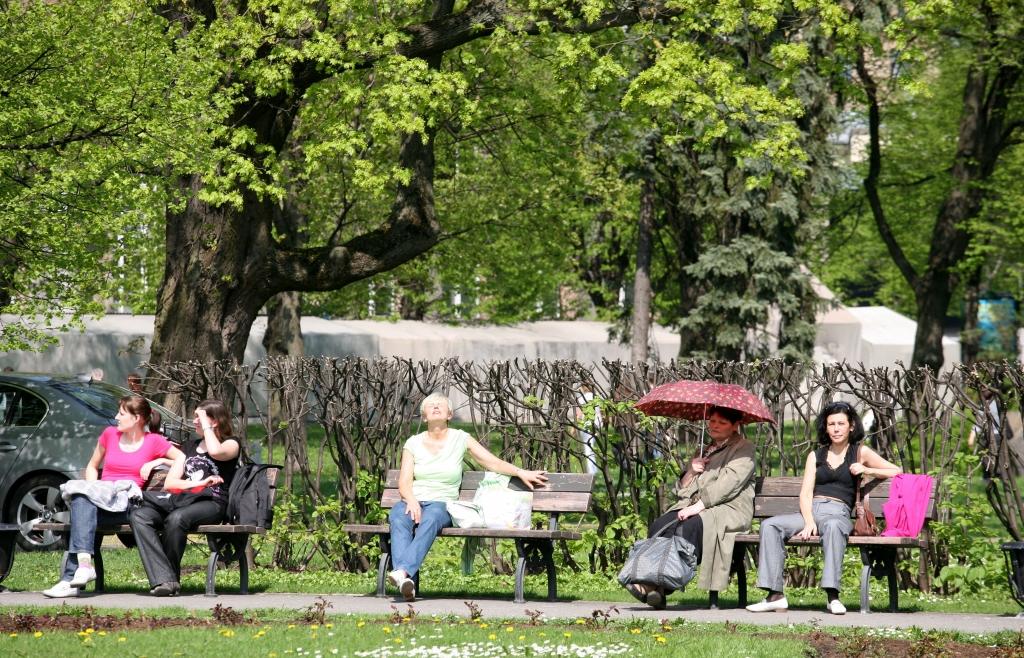 Nedēļas nogalē gaidāms jauks un sauss laiks; dienās temperatūra pakāpsies virs +20 grādu atzīmes