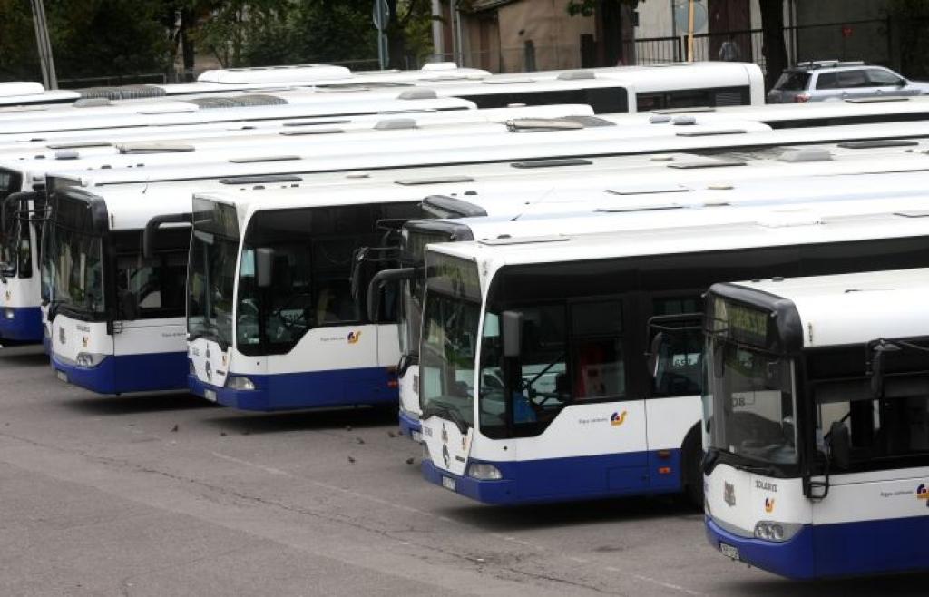 Par Rīgas satiksmes autobusu iepirkumu saņemtas divas sūdzības