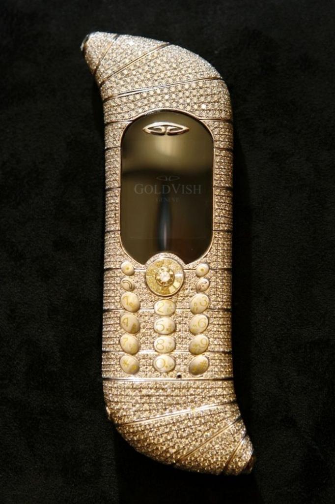 Deviņi mobilo telefonu dizaina «šedevri»