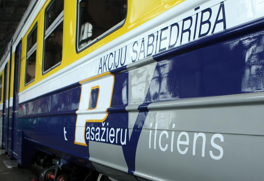 Pēc trīs gadus ilgām likstām e-talons ieņem vilcienus
