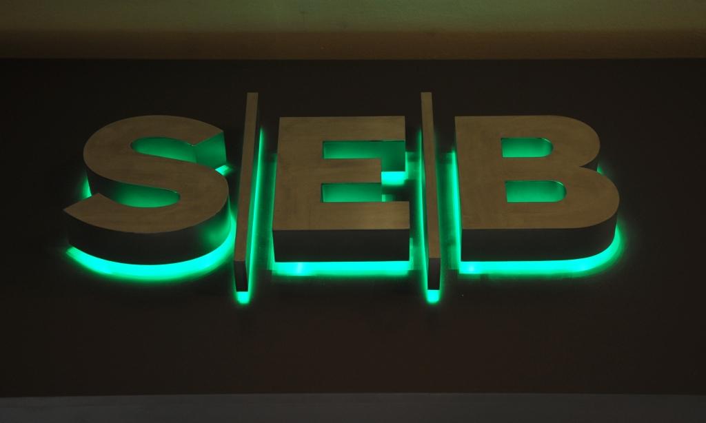 Konstatēti mēģinājumi izkrāpt SEB klientu Ibankas kodus