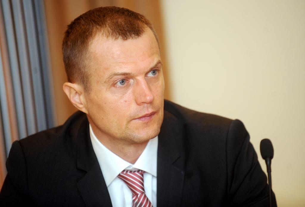 Gaidāmo budžeta skatīšanu Saeimā salīdzina ar cirku