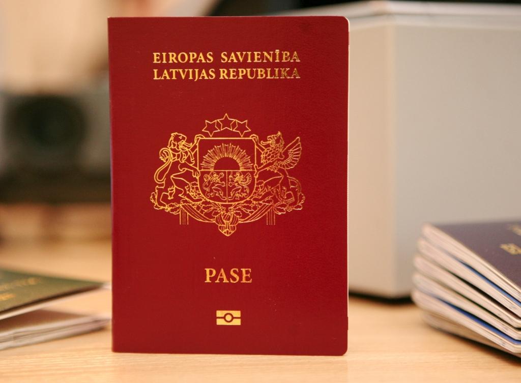 Dubultpilsonībai pirmajā dienā piesakās 10 cilvēki