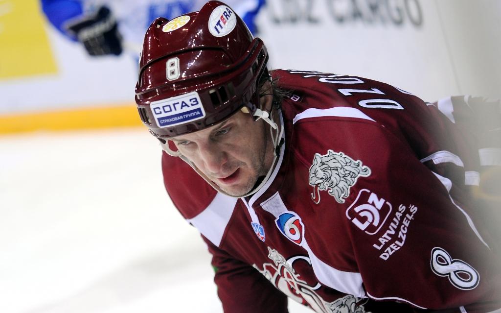 Rīgas Dinamo smagā cīņā uzveic Ņižņekamskas Ņeftehimik 