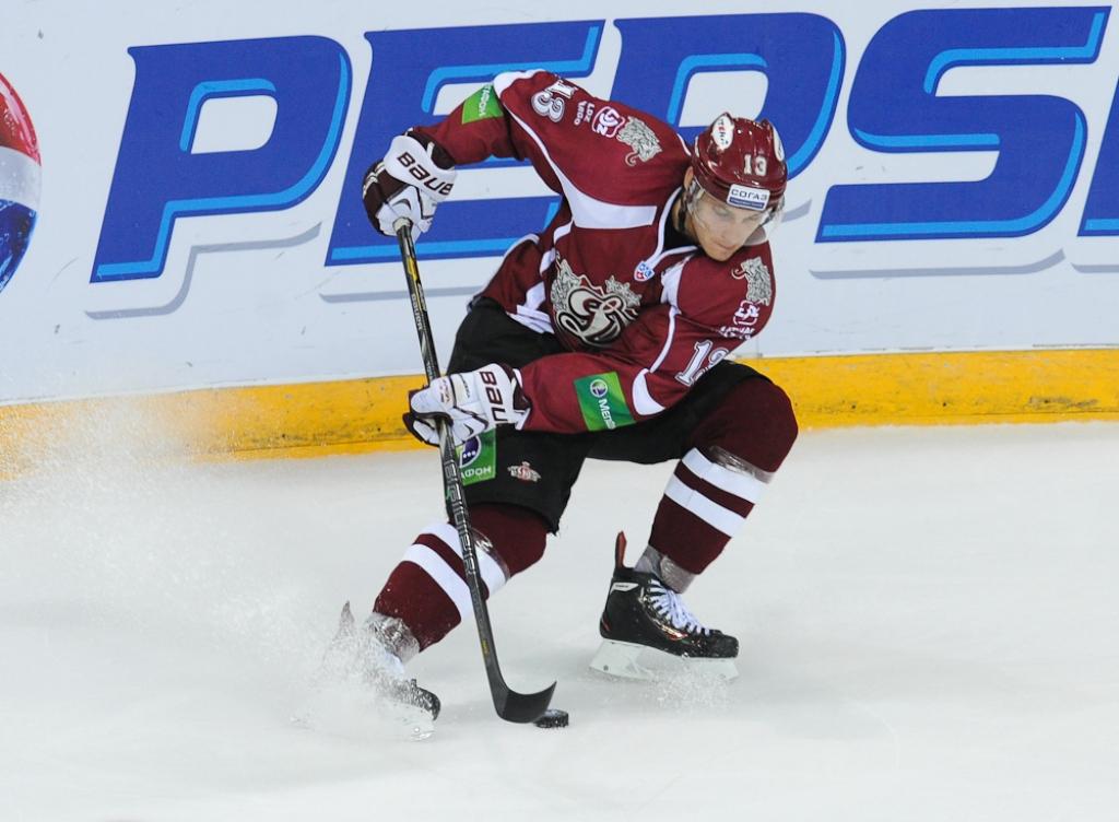 Dinamo pēc otrās trešdaļas zaudē Magņitogorskas Metallurg