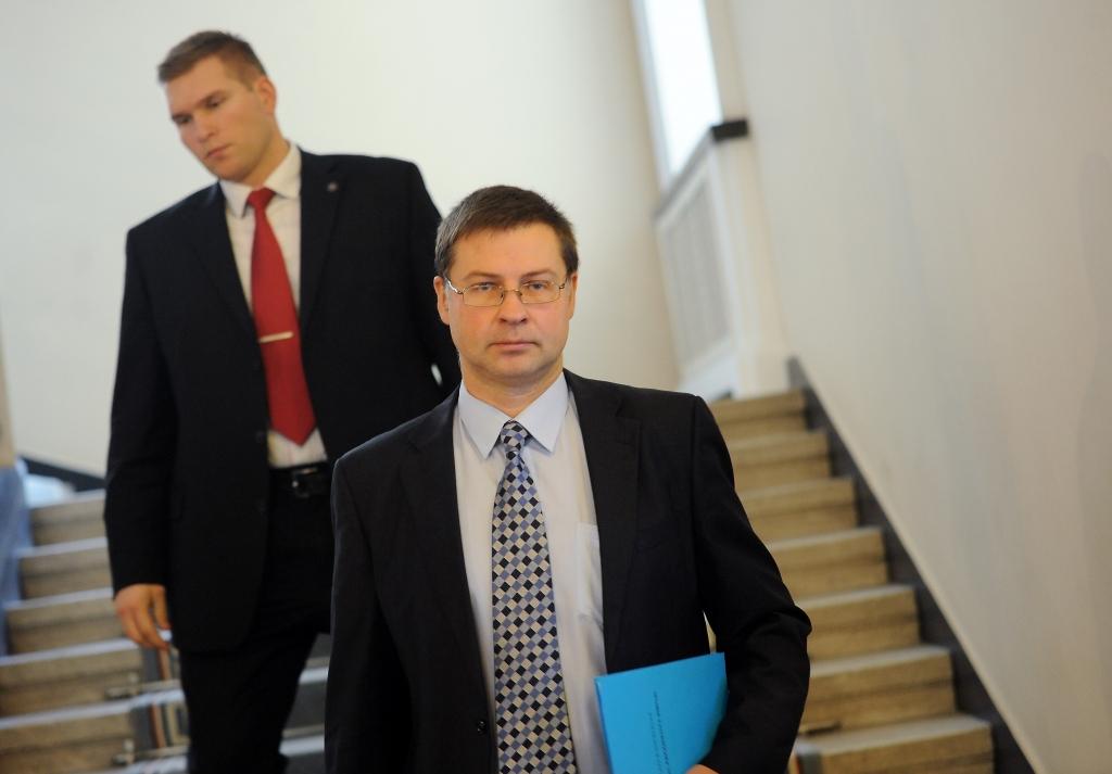 papildināts (18:57) - Premjers saņēmis rakstisku NA prasību atsaukt Bordānu; par tālāko rīcību vēl lems