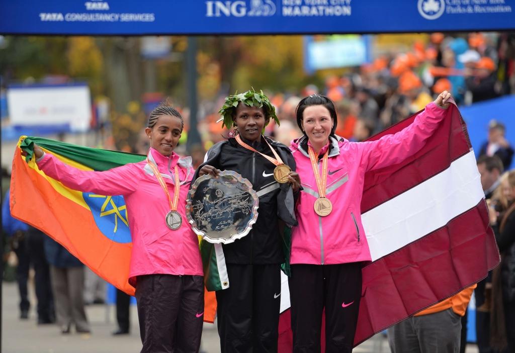Prokopčuka izcīna trešo vietu Ņujorkas maratonā