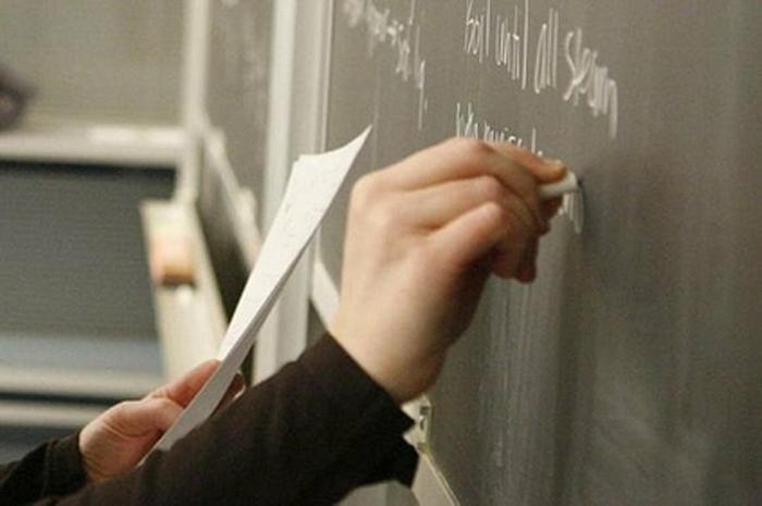 Aicina pieteikt pretendentus konkursam „Gada skolotājs” 