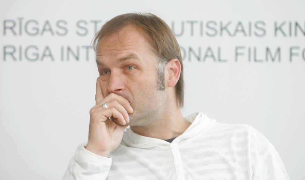 Internetā izplatīta petīcija ar aicinājumu nepolitizēt finansējuma sadali kino jomā