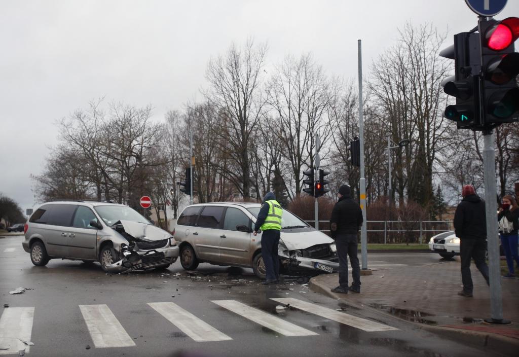 Melnie punkti arī pie mums?