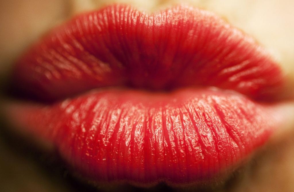 Jaunietes Latvijā iesaistās virtuālās pornogrāfijas industrijā