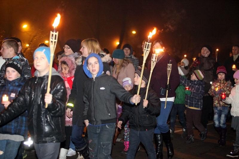 Lāčplēša diena – ar godasardzi, ugunīm un zalvēm