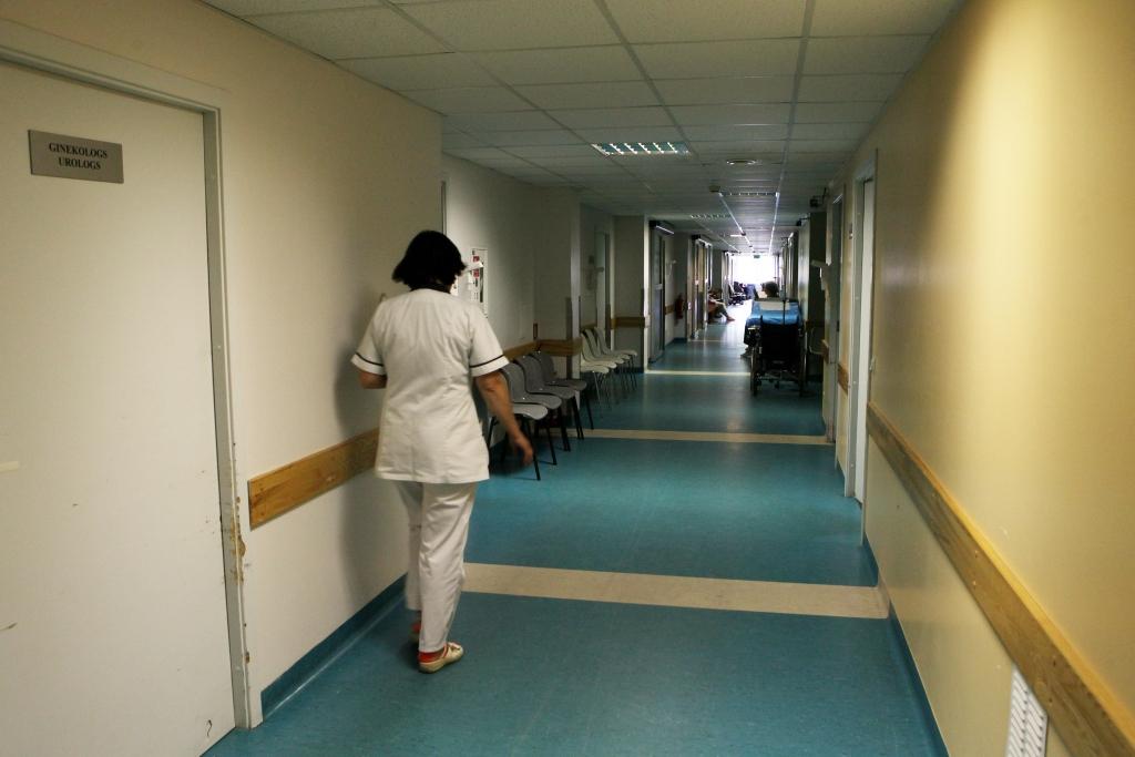 Medmāsu darba augstā cena - par transportu izdod pat pusi algas