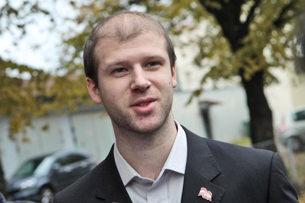 Valdība turpinās tiesvedību Čalovska sūdzībā ECT