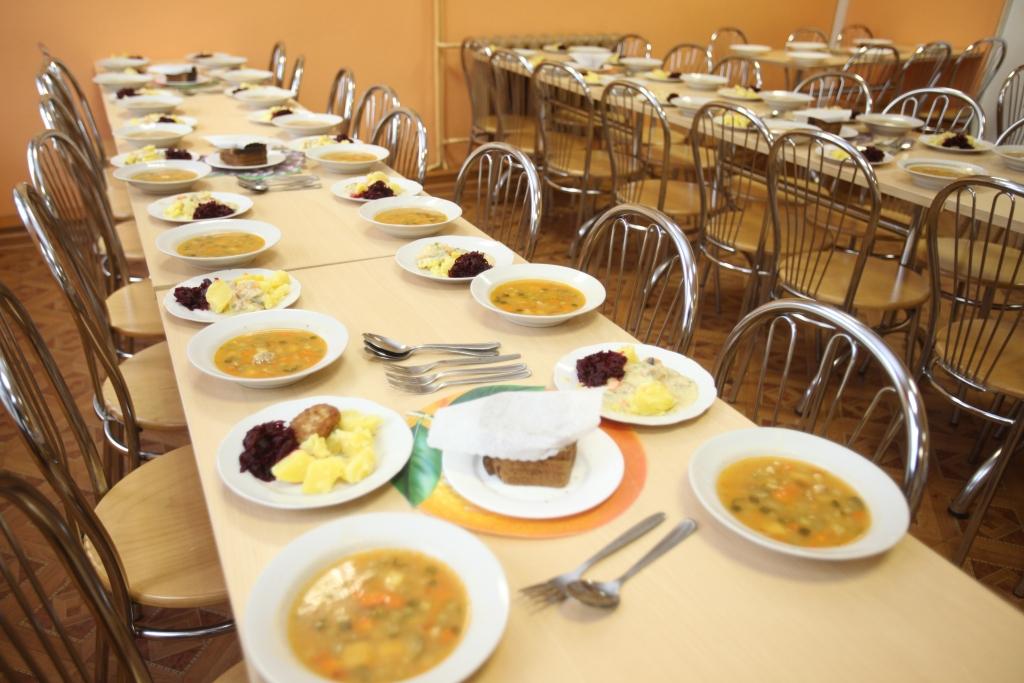 Piešķir brīvpusdienas