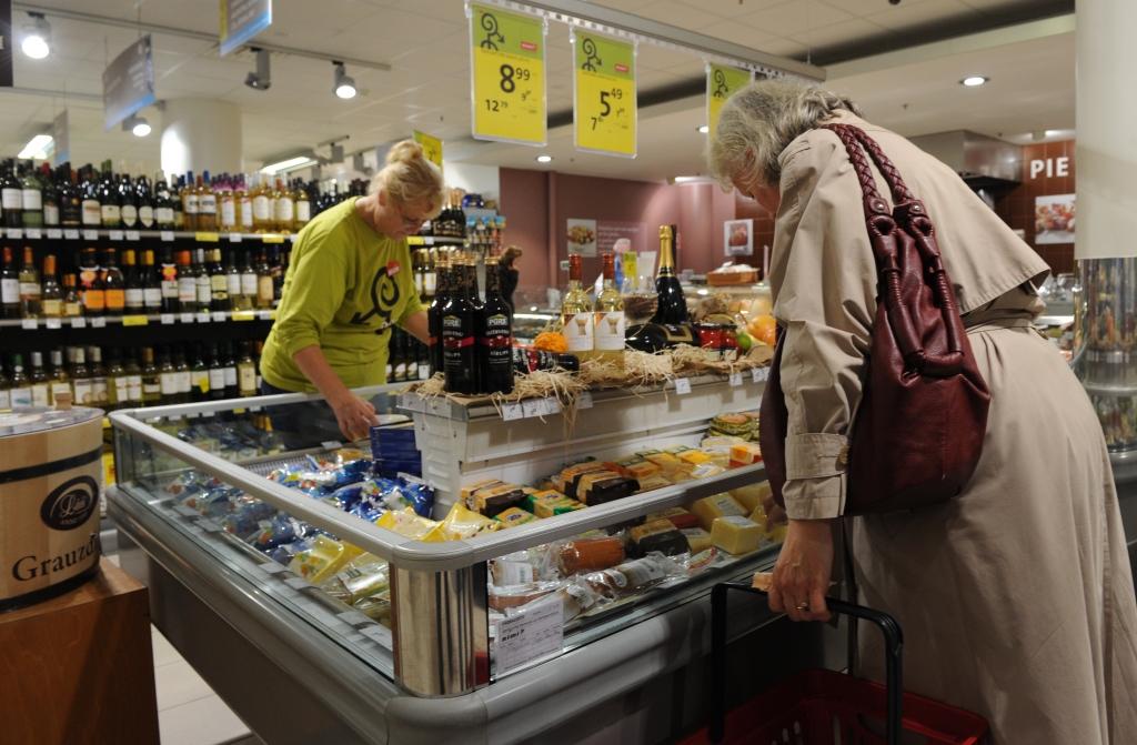 papildināts (15:56) - Rīgā 18  Rimi  un 13  Maxima  veikalos iespējami drošības apdraudējumi; būvvalde nevar apturēt to ekspluatāciju