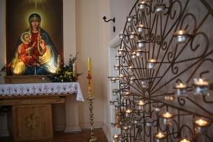 Katoļu baznīcā - Gulbenes mūzikas skolas pūtēju orķestra apsveikuma koncerts "Debess paveras”