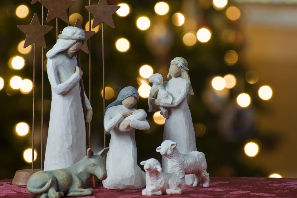 Ziemassvētku priekšvakara dievkalpojums Gulbenes Romas katoļu baznīcā