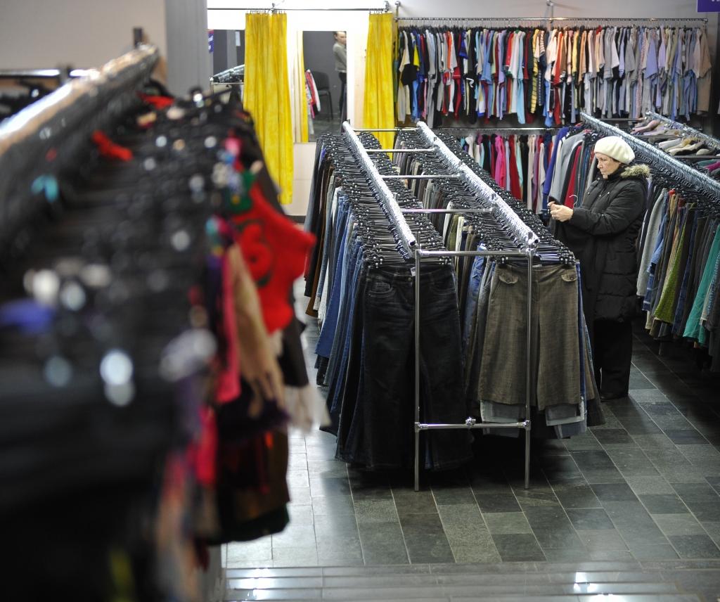 Lietotu apģērbu biznesu balsta ne tikai pircēju taupība, bet arī radošā domāšana