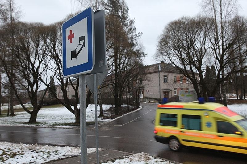 Slimnīcas darbinieki dosies Ziemassvētku brīvdienās
