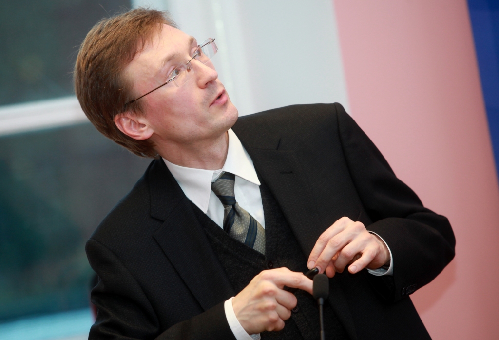 Kaktiņš: Iedzīvotāji novērtējuši Dombrovska demisiju kā pareizu valsts virzienu