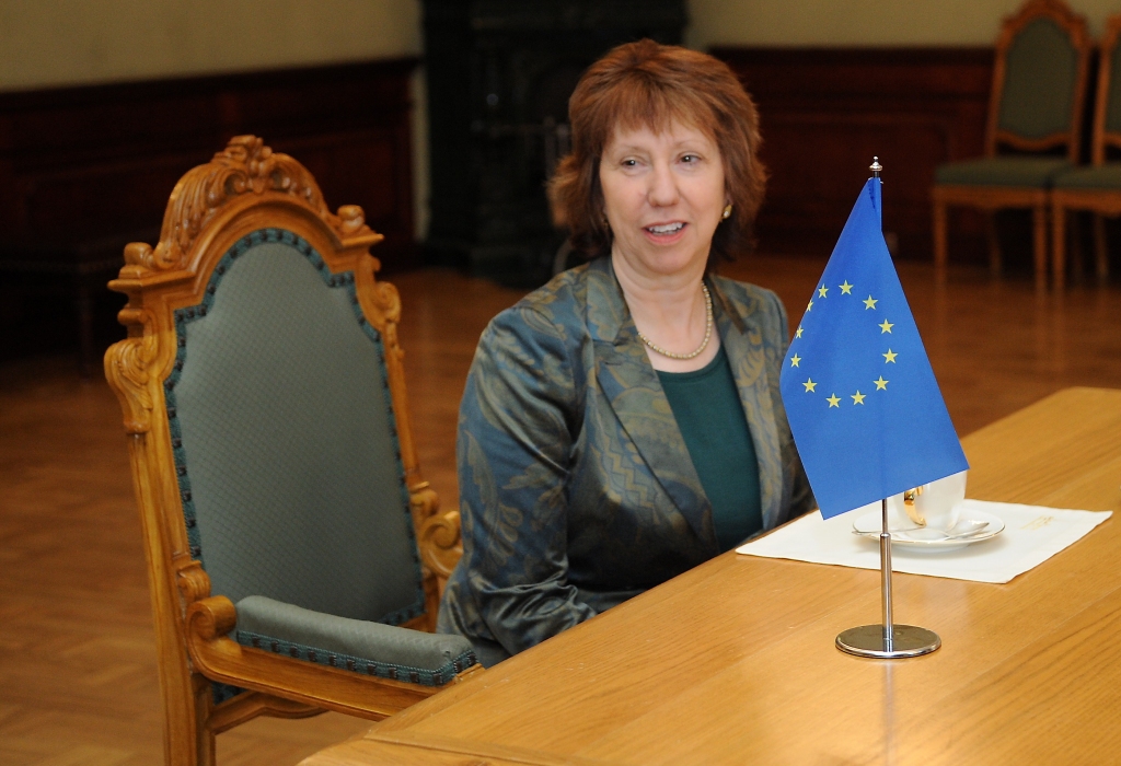 Eštone ar Kravčuku par pilsoņu karu Ukrainā nav runājusi