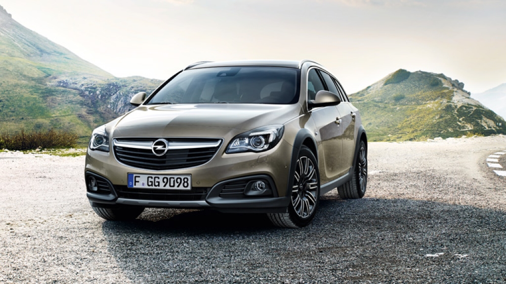 Opel Insignia Country Tourer vizināšanās pa sniegu un ledu patiks daudz vairāk nekā dzīvošanās pa dubļiem