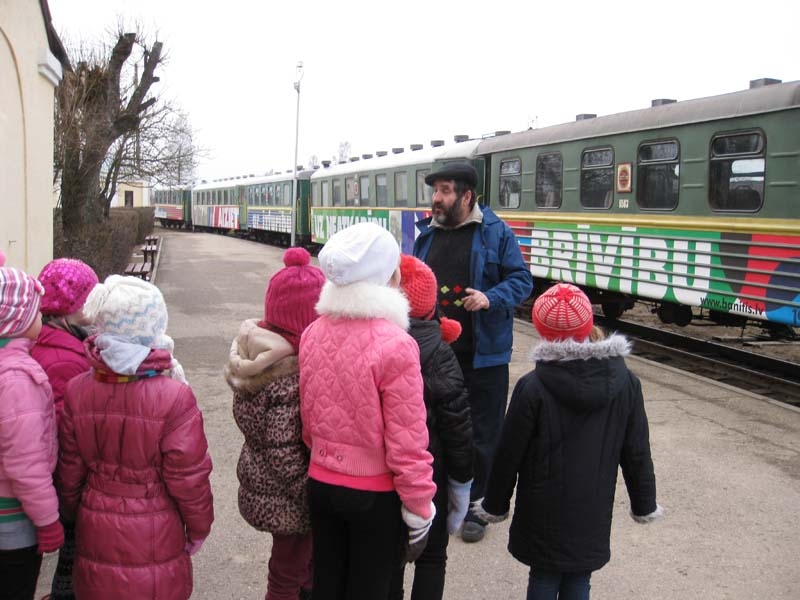 Projektu nedēļā dodas apskatīt bānīti