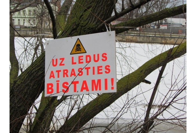 VUGD brīdina: šobrīd atrasties uz ledus ir ļoti bīstami!