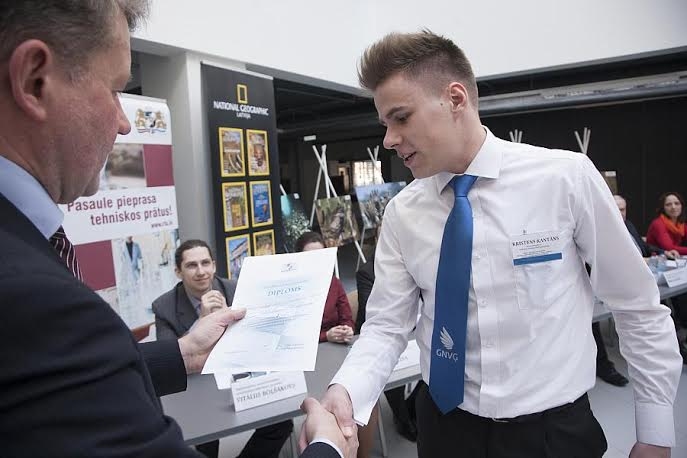 RTU konkursā Gulbenes ģimnāzists iegūst budžeta vietu universitātē