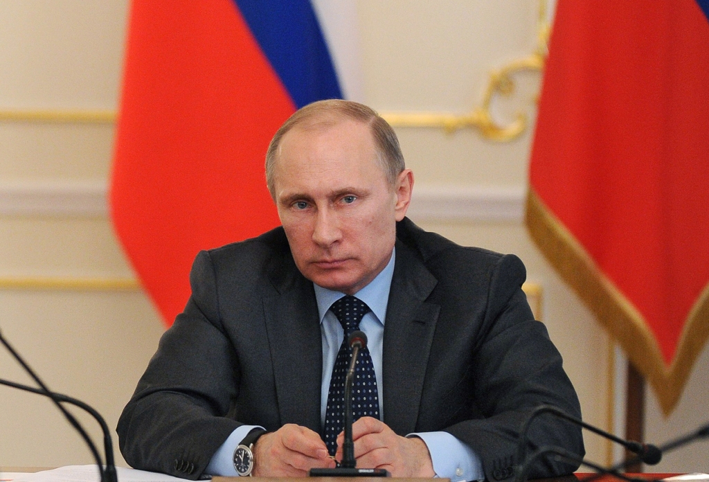 Putins telefonsarunā ar Obamu noraida pārmetumus par iejaukšanos Ukrainā