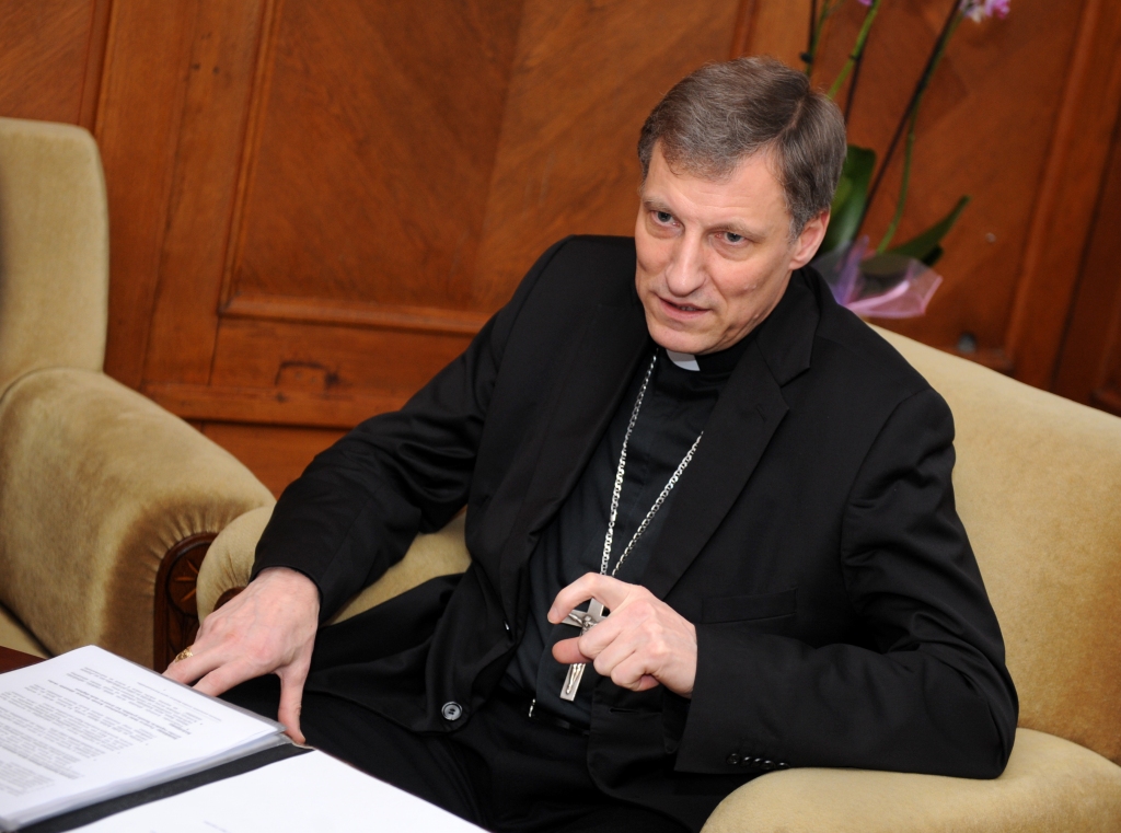 Stankevičs: Sabiedrība nedrīkst ļauties manipulācijām