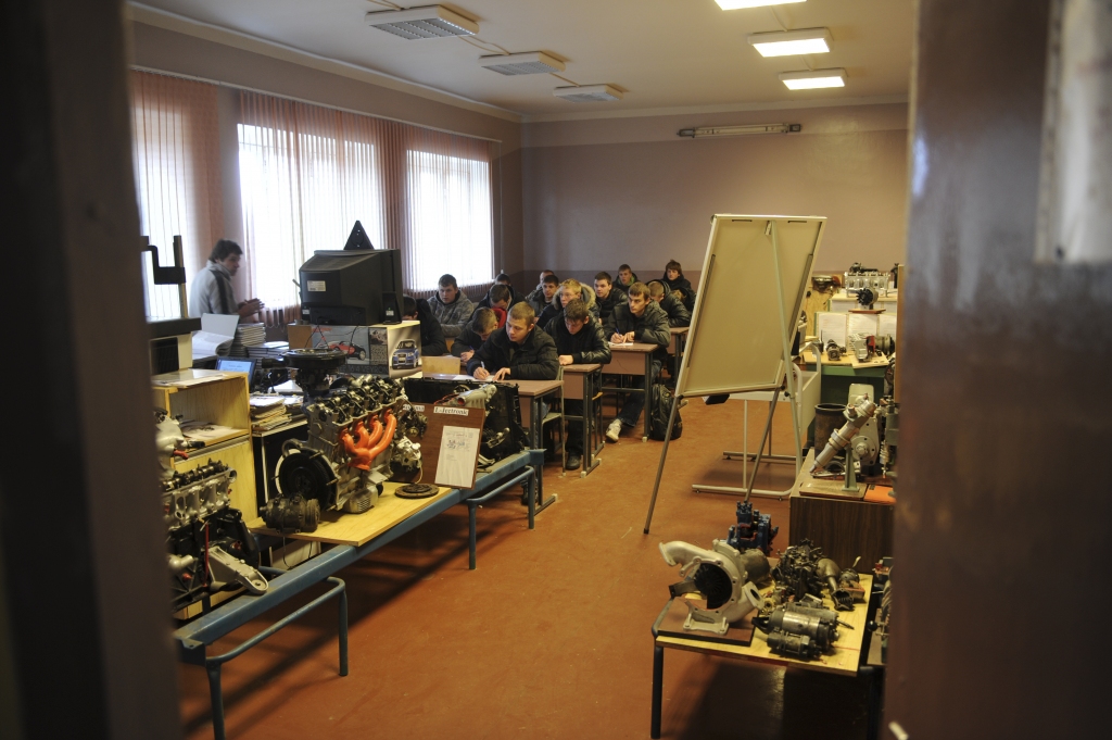 Skolēnus uz profesionālajām skolām nelaiž