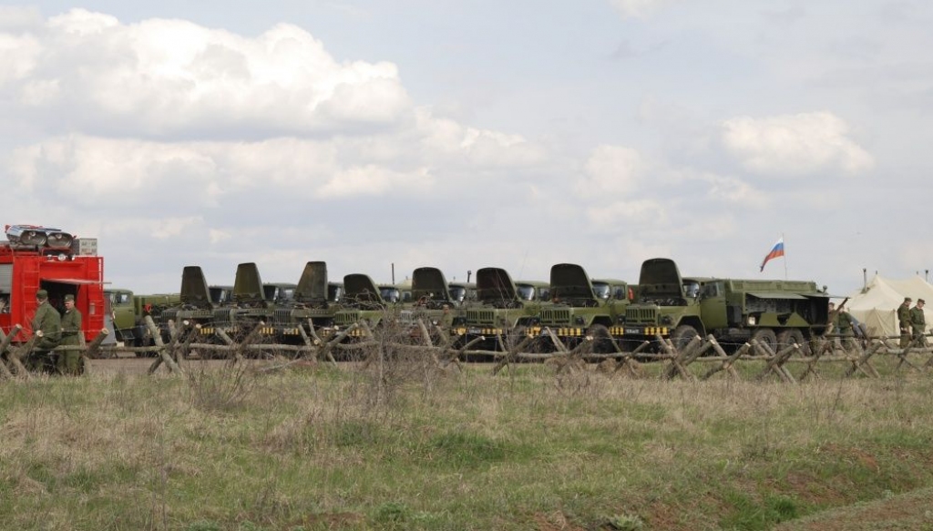 Krievija sāk militārās mācības Ukrainas pierobežā