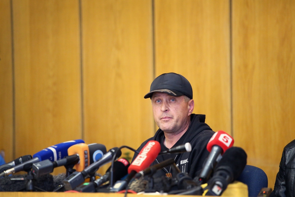 Slovjanskas pašpasludinātais mērs iedzīvotājiem draud ar nošaušanu