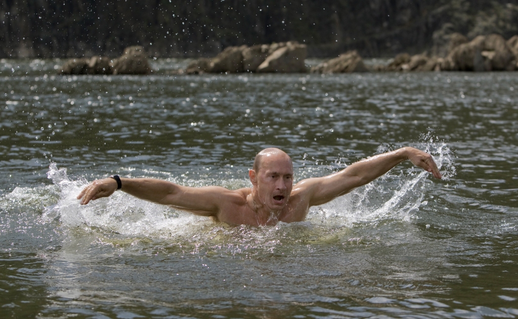 Obama apliecina, ka glābtu slīkstošo Putinu