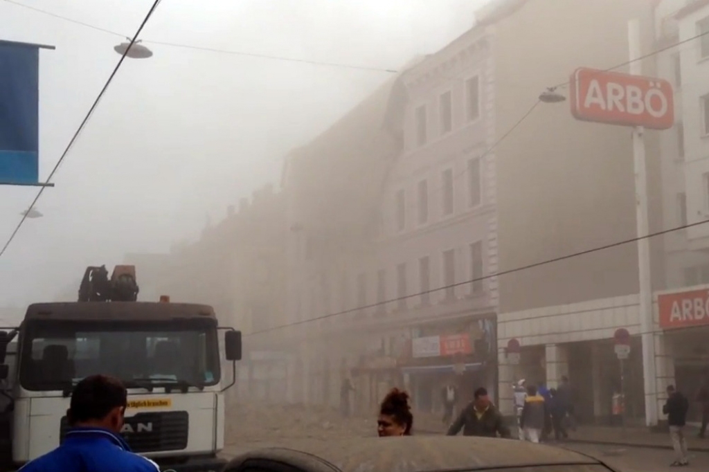 VIDEO: Vīnē nograndis sprādziens, daļēji sagrūst vēsturiska ēka