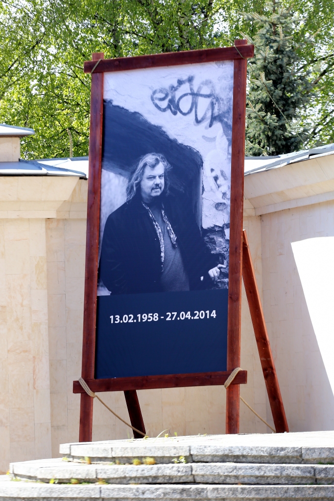 FOTO: Atvadīšanās no mūziķa Nika Matvejeva