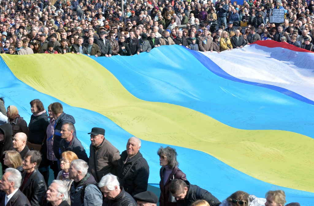 No anektētās Krimas uz Ukrainu pārbēguši teju 8000 cilvēki