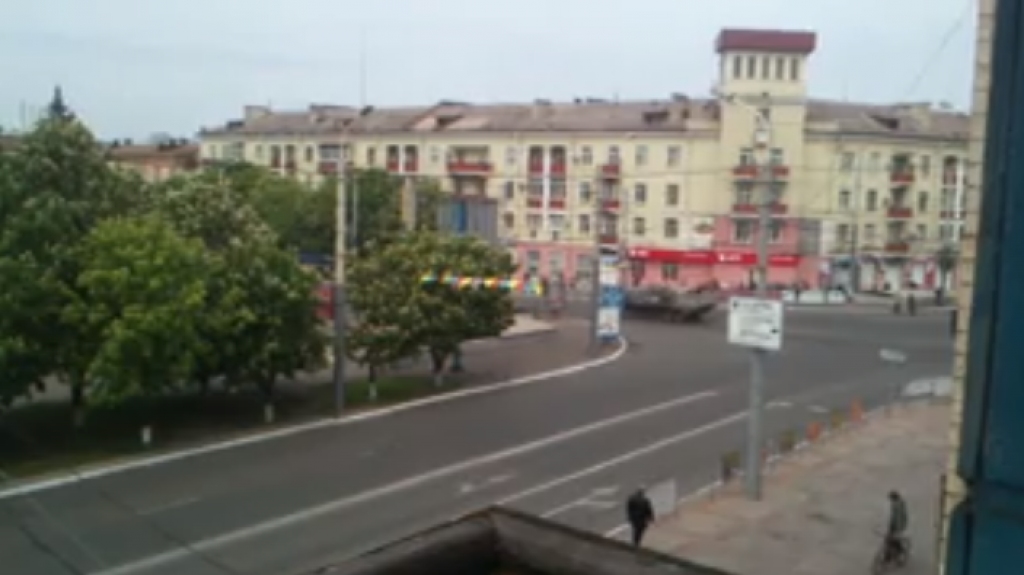 Mariupolē notikusi apšaude ar automātiskajiem ieročiem
