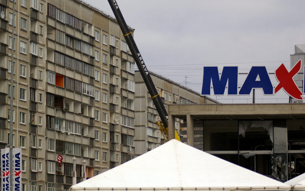 LTV: Darba inspekcija kavējas ar atzinumu par darba drošību Zolitūdes Maximā pirms traģēdijas