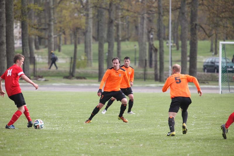 Futbols: gulbenieši pēc spēles ar ogrēniešiem - 1.līgas līderi