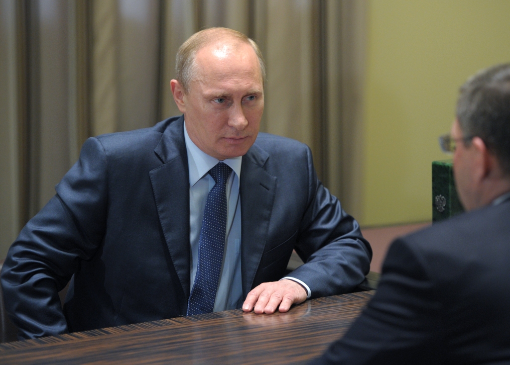 Putins draud Ukrainai atslēgt gāzi un prasa norēķināties ar priekšapmaksu