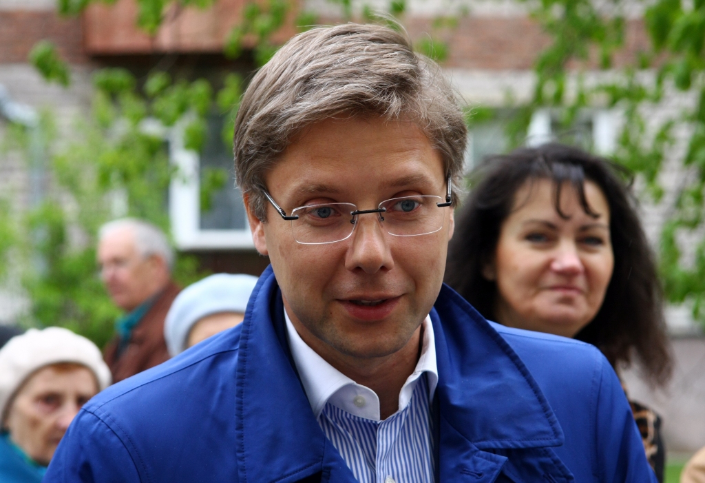 Ušakovs: Latvija ir pirmā valsts, kur valdības krīze var sākties puķu dobes dēļ