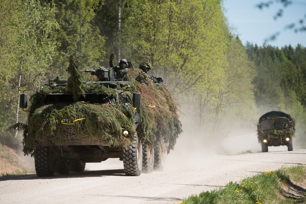 Spiegel: NATO būs grūti aizstāvēt Baltijas valstis pret Krieviju